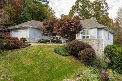 Stunning, completely renovated freestanding villa in Kenmure-a on Kenmure Country Club in North Carolina - for sale on GolfHomes.com, golf home, golf lot