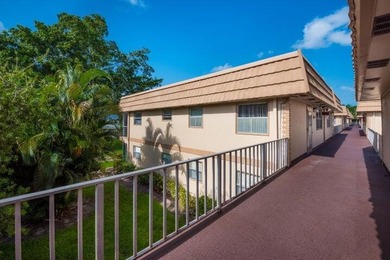Clean and bright 2nd-floor corner unit. Updated baths, tiled on Kings Point Golf - Executive in Florida - for sale on GolfHomes.com, golf home, golf lot