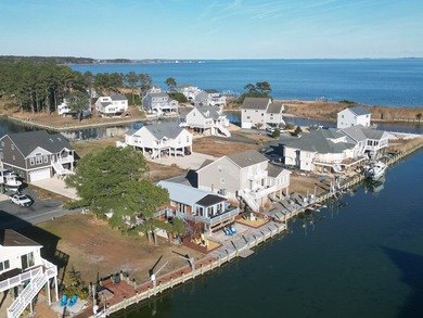 Beautiful canal-front lot on quiet Sailors Ct in Captain's Cove! on Captains Cove Golf and Yacht Club in Virginia - for sale on GolfHomes.com, golf home, golf lot