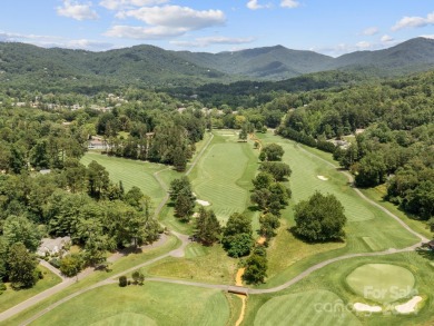 AMAZING LOCATION ON THE GOLF COURSE IN LAKE VIEW PARK w/ on Country Club of Asheville in North Carolina - for sale on GolfHomes.com, golf home, golf lot