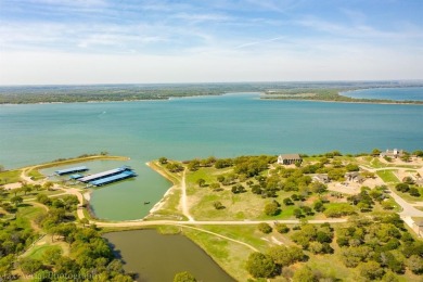 Live the lake life with this beautiful building lot near the on White Bluff Resort - Old Course in Texas - for sale on GolfHomes.com, golf home, golf lot