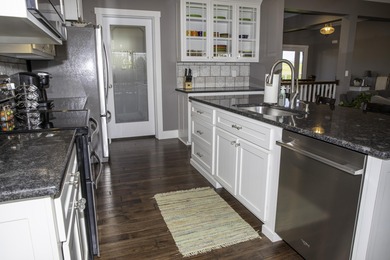 HUGE Price Correction! Luxury Living on the Golf Course - 4 Bed on Bright Leaf Golf Course in Kentucky - for sale on GolfHomes.com, golf home, golf lot