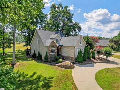 Dream Home on the Fairway | Impeccably Renovated, Light-Filled on Three Pines Country Club in South Carolina - for sale on GolfHomes.com, golf home, golf lot