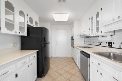 Fantastic unit for a great price. End unit with both golf course on Pensacola Country Club in Florida - for sale on GolfHomes.com, golf home, golf lot