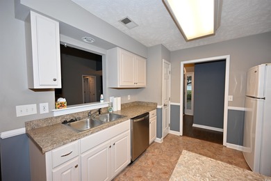 Charming ranch-style home located in the well-known Aberdeen on Aberdeen Golf and Country Club in South Carolina - for sale on GolfHomes.com, golf home, golf lot