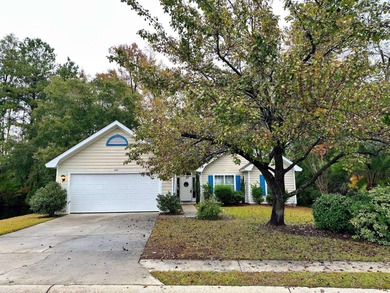 Charming ranch-style home located in the well-known Aberdeen on Aberdeen Golf and Country Club in South Carolina - for sale on GolfHomes.com, golf home, golf lot