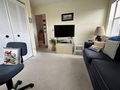 LOCATION IS THE KEY! NESTLED IN A VIBRANT 55+ COMMUNITY, THIS on Forest Oaks Golf Club in Florida - for sale on GolfHomes.com, golf home, golf lot