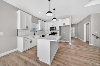 New Construction!! A 1,303 sq. ft. ranch featuring 2 bedrooms, 2 on Incline Village Golf Course in Missouri - for sale on GolfHomes.com, golf home, golf lot