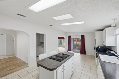 Rare find ... THREE bedrooms and two bathrooms. Almost 2100sf of on Savanna Golf Club in Florida - for sale on GolfHomes.com, golf home, golf lot