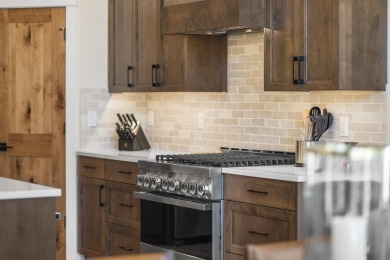 Summer incentive package valued at over $100,000! Now is the on Sunriver Caldera Springs Golf Course in Oregon - for sale on GolfHomes.com, golf home, golf lot