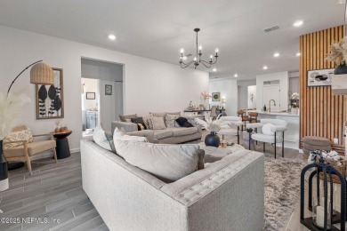 Stunning and Elegant Property, Like New Construction due to all on Eagle Landing Golf Club in Florida - for sale on GolfHomes.com, golf home, golf lot