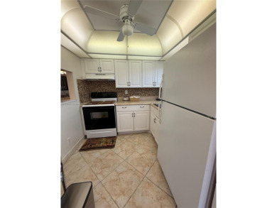 Wonderful well kept condo fully furnished and move in ready on Sunrise Lakes Phase III in Florida - for sale on GolfHomes.com, golf home, golf lot