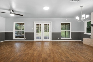 Nestled in a quiet cul-de-sac, this gem boasts 3 br 2ba with the on Rayburn Country Club in Texas - for sale on GolfHomes.com, golf home, golf lot