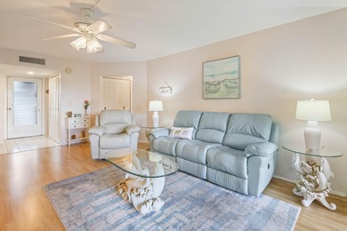 EASY TO MOVE-IN & LOVE! THIS CONVENIENTLY LOCATED FURNISHED on Poinciana Golf Club in Florida - for sale on GolfHomes.com, golf home, golf lot