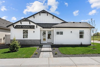 Welcome to your dream home in Star, Idaho! This stunning on River Birch Golf Course in Idaho - for sale on GolfHomes.com, golf home, golf lot