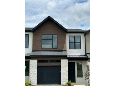 New luxury townhome built by Simensen Construction in Crossroads on Lakeview Golf Course in Virginia - for sale on GolfHomes.com, golf home, golf lot
