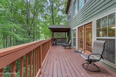 Super cool one bedroom, two bath, with double sided sleeping on Laurel Valley Golf Course in Tennessee - for sale on GolfHomes.com, golf home, golf lot