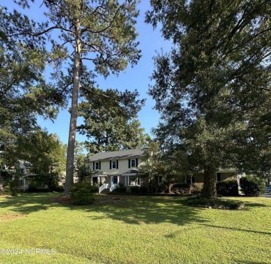 Welcome to 128 Kemberly Ct. in the Rock Creek subdivision; on Rock Creek Country Club in North Carolina - for sale on GolfHomes.com, golf home, golf lot