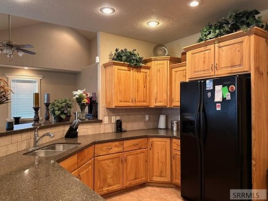 This wonderful Fairway Estates property offers an abundance of on Sage Lakes Municipal Golf Course in Idaho - for sale on GolfHomes.com, golf home, golf lot