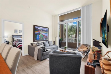 Spacious 2 bed / 2 bath condo in the heart of Aventura! Bright on Turnberry Isle Resort and Club in Florida - for sale on GolfHomes.com, golf home, golf lot