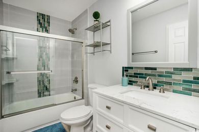 Do you want to live on VACATION full time or have a fabulous on Prestwick Country Club in South Carolina - for sale on GolfHomes.com, golf home, golf lot