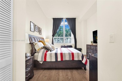 Spacious 2 bed / 2 bath condo in the heart of Aventura! Bright on Turnberry Isle Resort and Club in Florida - for sale on GolfHomes.com, golf home, golf lot