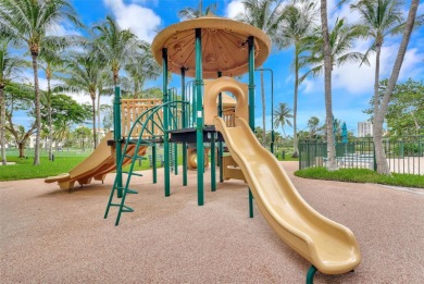 Spacious 2 bed / 2 bath condo in the heart of Aventura! Bright on Turnberry Isle Resort and Club in Florida - for sale on GolfHomes.com, golf home, golf lot