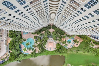 Spacious 2 bed / 2 bath condo in the heart of Aventura! Bright on Turnberry Isle Resort and Club in Florida - for sale on GolfHomes.com, golf home, golf lot