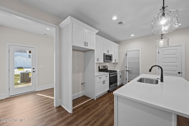 Holiday Special! Choose either a FREE golf cart or a Move-In on Carolina Colours Golf Club in North Carolina - for sale on GolfHomes.com, golf home, golf lot