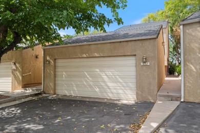 ***Townhome on the Fairway*** Who needs a backyard when you've on Bloomington Country Club in Utah - for sale on GolfHomes.com, golf home, golf lot