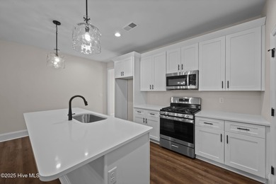 Holiday Special! Choose either a FREE golf cart or a Move-In on Carolina Colours Golf Club in North Carolina - for sale on GolfHomes.com, golf home, golf lot