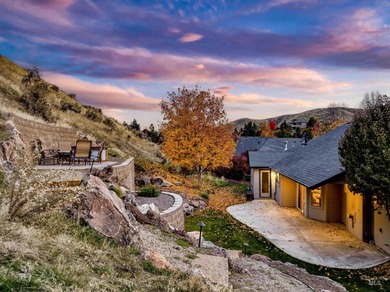 SELLER IS OFFERING $10,000 TOWARD CLOSING COSTS/RATE BUY-DOWN!! on Quail Hollow Golf Club in Idaho - for sale on GolfHomes.com, golf home, golf lot