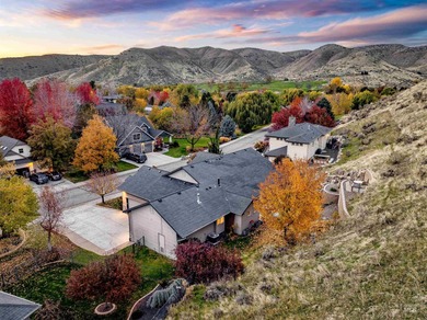 SELLER IS OFFERING $10,000 TOWARD CLOSING COSTS/RATE BUY-DOWN!! on Quail Hollow Golf Club in Idaho - for sale on GolfHomes.com, golf home, golf lot