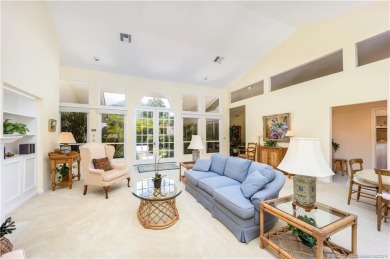 Gracious & charming, this CBS tile roof estate home

enjoys a on Mariner Sands Country Club in Florida - for sale on GolfHomes.com, golf home, golf lot