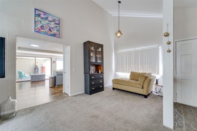 Charming 3-bedroom, 2-bath home with 1,464 sq ft of living space on Beacon Woods Golf Club in Florida - for sale on GolfHomes.com, golf home, golf lot