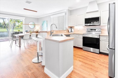Unique Single Home with Lake View in Savanna, Weston

This on Weston Hills Country Club in Florida - for sale on GolfHomes.com, golf home, golf lot