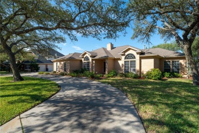 Situated within the prestigious Rockport Country Club, this on Rockport Country Club in Texas - for sale on GolfHomes.com, golf home, golf lot