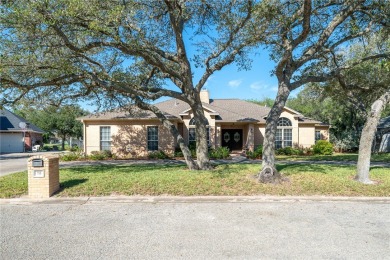 Situated within the prestigious Rockport Country Club, this on Rockport Country Club in Texas - for sale on GolfHomes.com, golf home, golf lot