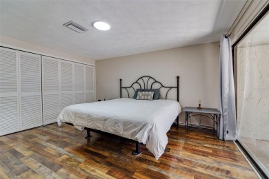 Charming 3-bedroom, 2-bath home with 1,464 sq ft of living space on Beacon Woods Golf Club in Florida - for sale on GolfHomes.com, golf home, golf lot