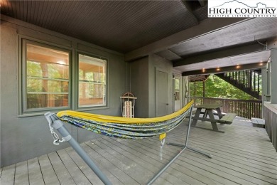 Creekside 3BR/3BA Retreat - 5 Minutes to Beech Mountain Ski on Beech Mountain Club in North Carolina - for sale on GolfHomes.com, golf home, golf lot