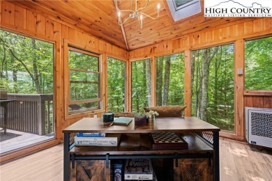 Creekside 3BR/3BA Retreat - 5 Minutes to Beech Mountain Ski on Beech Mountain Club in North Carolina - for sale on GolfHomes.com, golf home, golf lot