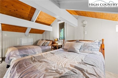 Creekside 3BR/3BA Retreat - 5 Minutes to Beech Mountain Ski on Beech Mountain Club in North Carolina - for sale on GolfHomes.com, golf home, golf lot