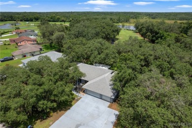 Well-Maintained Golf Course Home - No HOA - Fully Furnished! on Point O Woods Golf Club in Florida - for sale on GolfHomes.com, golf home, golf lot