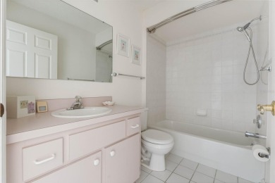 This home is located in the beautiful Ocala Palms. A 55+ gated on Ocala Palms Golf and Country Club in Florida - for sale on GolfHomes.com, golf home, golf lot
