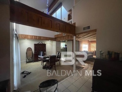 GREAT HOME LOCATED AT THE 14TH FAIRWAY ON THE GOLF COURSE IN on Lake Forest Yacht and Country Club in Alabama - for sale on GolfHomes.com, golf home, golf lot