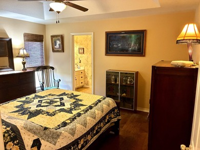 Quaint And Cozy 3 Bedroom 2 Bath Home. Vaulted Living Room on Hidden Falls Golf Club in Texas - for sale on GolfHomes.com, golf home, golf lot