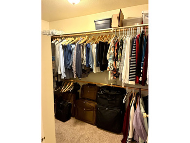 Quaint And Cozy 3 Bedroom 2 Bath Home. Vaulted Living Room on Hidden Falls Golf Club in Texas - for sale on GolfHomes.com, golf home, golf lot