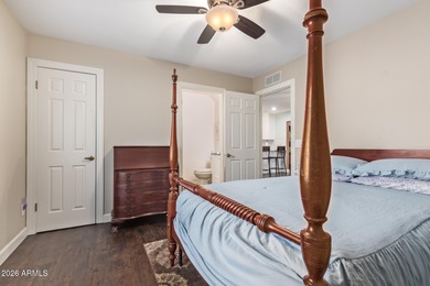 This beautifully updated 2-bed, 2-bath home w/a 2-car garage on Sun Lakes Country Club in Arizona - for sale on GolfHomes.com, golf home, golf lot