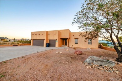 This HOME has majestic panoramic views of the Cerbat, Hualapai on Valle Vista Golf Course in Arizona - for sale on GolfHomes.com, golf home, golf lot