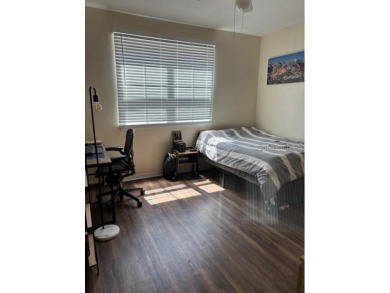 Beautiful 1 bedroom 1 bath condo located in the heart of on MetroWest Golf Club in Florida - for sale on GolfHomes.com, golf home, golf lot